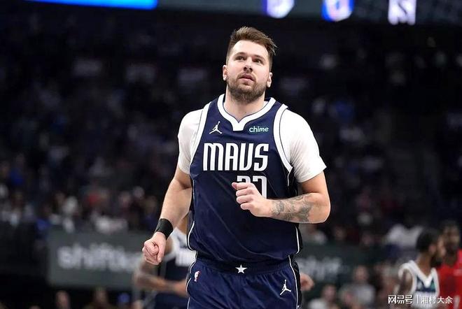 东契奇在DWG比赛中刷新纪录，持续失利引发热议！引发球迷热议的简单介绍开云综合服务