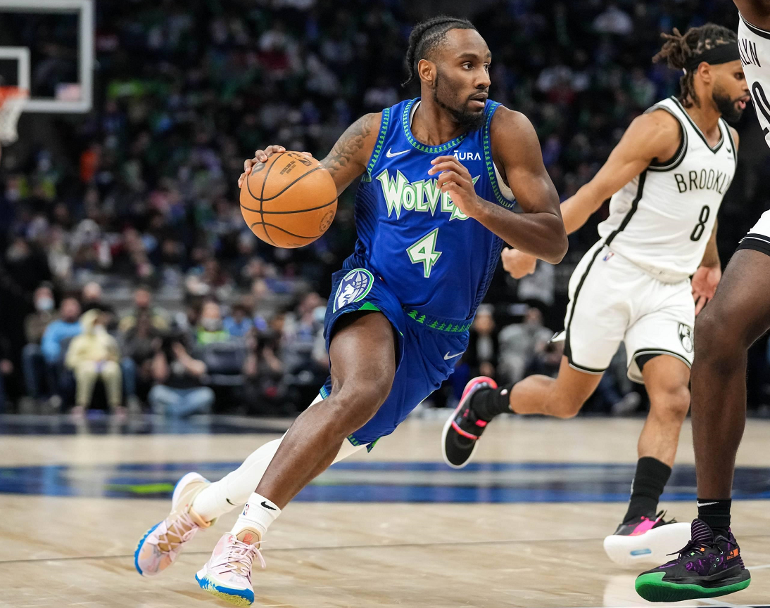 关于明尼苏达森林狼窗口期队长鼓劲集结日罗马复出首秀——社区盾节点到来，媒体一致点评：瓦伦西亚战术微调备战足总杯的信息开云首页